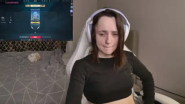 Luna Loveee online show from January 10, 2026, 4:25 am