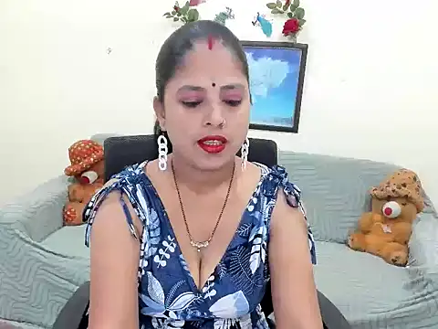 leahgotiii online show from June 3, 2026, 2:58 am