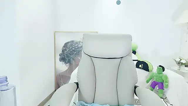 Dazzlebean online show from April 6, 2026, 3:13 pm