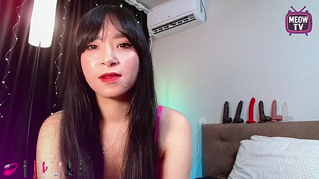Snapshot of miyakimi0101 chatting on September 23, 2025, 12:35 am miyakimi0101 online show from September 23, 2025, 12:35 am