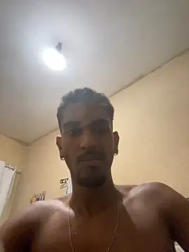 ldkzinnn online show from March 6, 2025, 2:51 am