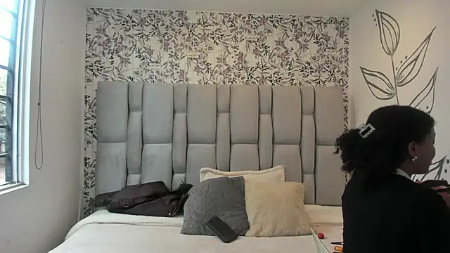 Natasha rose   online show from October 4, 2025, 7:34 pm