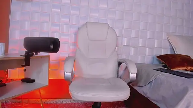 AlejandroStormm online show from February 24, 2025, 7:11 am