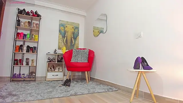 Camillevegas online show from November 11, 2025, 10:54 pm