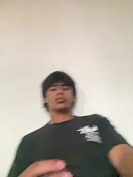 Erickhotddjots online show from May 11, 2026, 11:57 pm