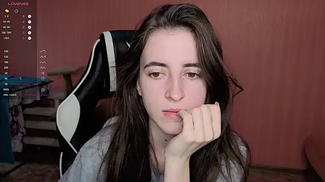 reaiss online show from December 2, 2025, 4:07 am