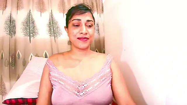 Snapshot of Indian_Erotic69 chatting on June 5, 2026, 6:52 am Indian Erotic69 online show from June 5, 2026, 6:52 am