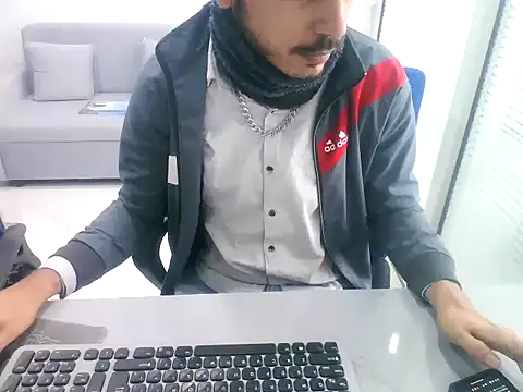 rahulkajuuu0909 online show from January 7, 2026, 6:05 am