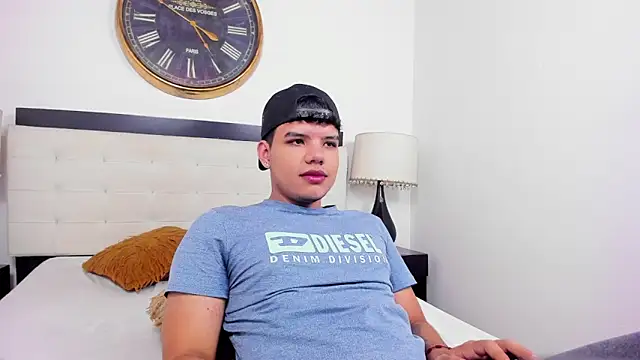 Axel Forte online show from May 22, 2026, 2:33 pm