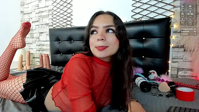 Agata  Rose online show from October 5, 2025, 11:30 am