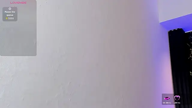 Ivaannaa  online show from April 15, 2026, 11:39 am