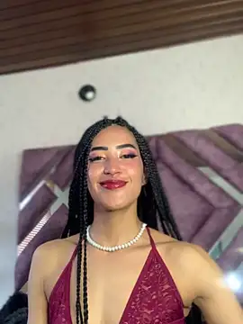 Snapshot of MichelleDiaz_Pink chatting on February 22, 2025, 10:42 pm MichelleDiaz Pink online show from February 22, 2025, 10:42 pm