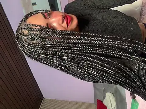 Snapshot of MichelleDiaz_Pink chatting on March 3, 2025, 8:38 am MichelleDiaz Pink online show from March 3, 2025, 8:38 am