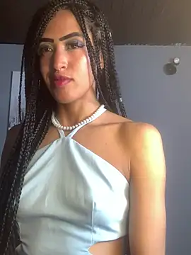 Snapshot of MichelleDiaz_Pink chatting on March 4, 2025, 11:11 pm MichelleDiaz Pink online show from March 4, 2025, 11:11 pm