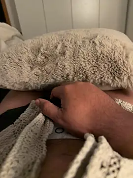 Snapshot of shavyforgirls chatting on February 26, 2025, 11:59 pm shavyforgirls online show from February 26, 2025, 11:59 pm