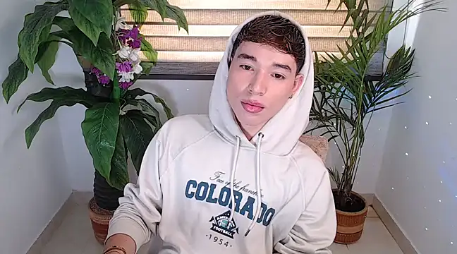 cod dolll online show from March 13, 2025, 9:26 pm