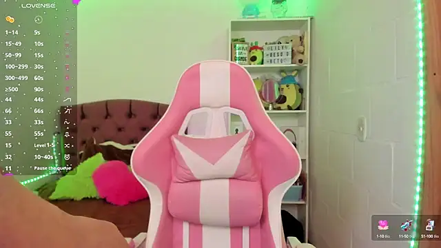 kit kat 10 online show from March 4, 2025, 3:44 am