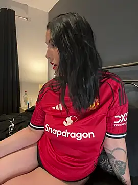 xCharlie MILFx online show from April 18, 2026, 1:42 am