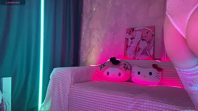 Snapshot of Adele_kawaii chatting on February 3, 2026, 10:37 pm Adele kawaii online show from February 3, 2026, 10:37 pm