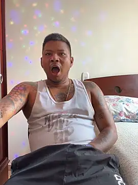 Snapshot of Saipuer31 chatting on December 15, 2025, 5:06 pm Saipuer31 online show from December 15, 2025, 5:06 pm