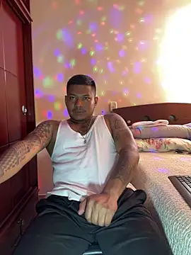 Snapshot of Saipuer31 chatting on December 22, 2025, 7:44 pm Saipuer31 online show from December 22, 2025, 7:44 pm