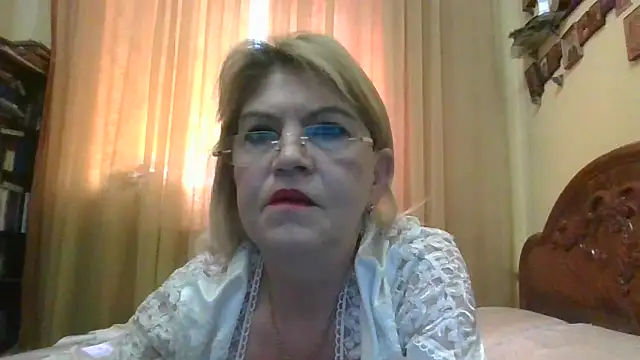 Snapshot of Heidi-Helga chatting on March 3, 2025, 5:53 am Heidi-Helga online show from March 3, 2025, 5:53 am