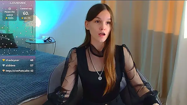 Amber Rogers online show from September 13, 2025, 2:28 pm