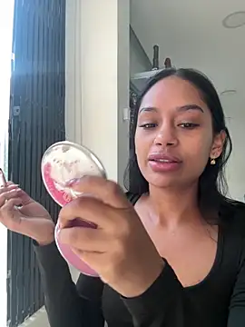 ChloeMoon9 online show from March 13, 2026, 1:29 pm