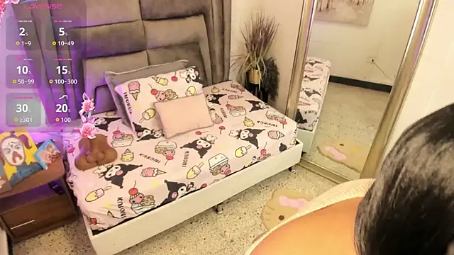 Layla Clarke online show from September 13, 2025, 3:50 am