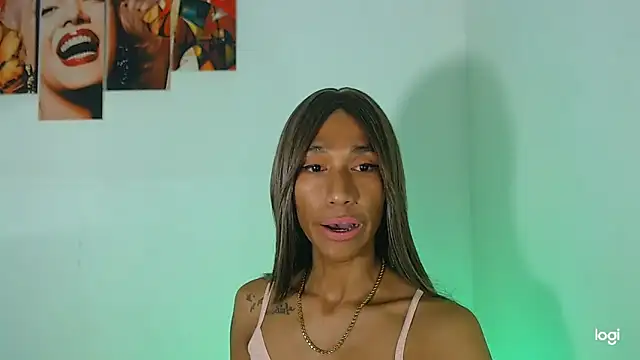 Snapshot of red_veltet chatting on October 14, 2025, 2:12 am red veltet online show from October 14, 2025, 2:12 am