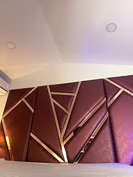 DanielaMedinaa online show from November 21, 2025, 8:51 pm