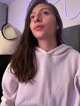 Dirty-Bunnyyy online show from May 22, 2026, 3:02 am