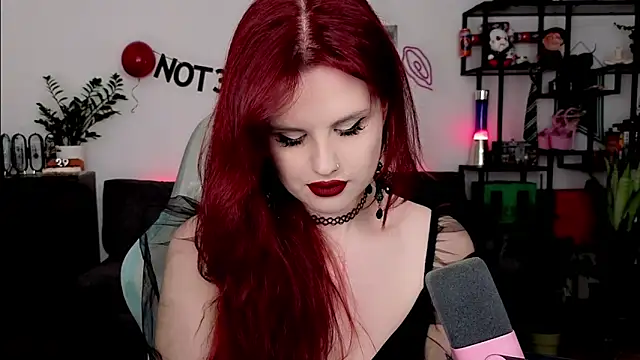 Della Ideal online show from March 3, 2026, 6:36 pm