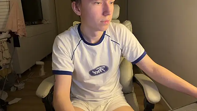 Snapshot of tommy_colson chatting on November 1, 2025, 4:53 pm tommy colson online show from November 1, 2025, 4:53 pm