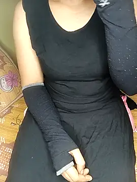 Snapshot of geetha_telugu_kan277 chatting on October 9, 2025, 1:42 pm geetha telugu kan277 online show from October 9, 2025, 1:42 pm