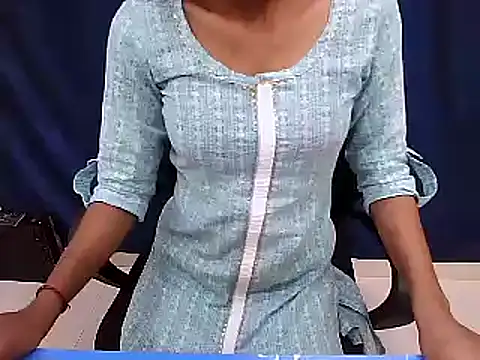 Reena600 online show from March 4, 2025, 12:55 pm