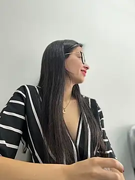 Soy Sara7 online show from April 18, 2026, 12:42 pm