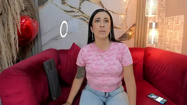 Bella williamss  online show from February 4, 2026, 7:42 pm