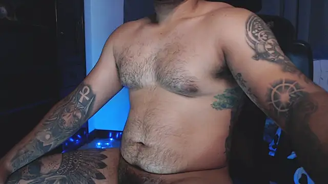 maxflurry  online show from May 13, 2026, 5:27 am