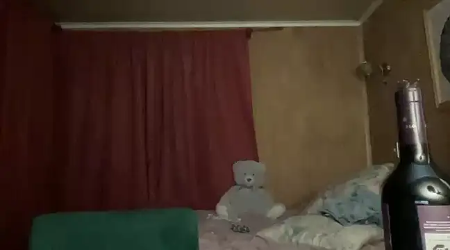 WhiteSnow09 online show from March 8, 2025, 1:17 am