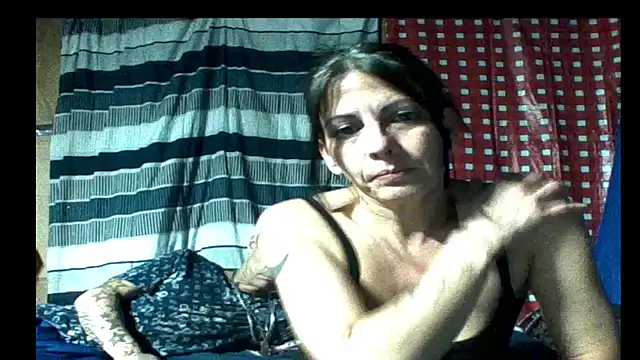 Snapshot of SillyRabbitz chatting on January 9, 2026, 11:13 am SillyRabbitz online show from January 9, 2026, 11:13 am