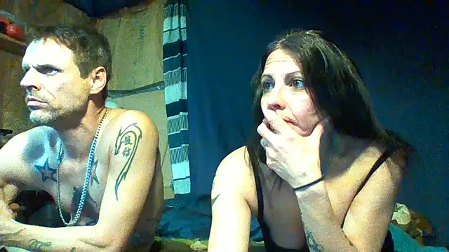 Snapshot of SillyRabbitz chatting on February 9, 2026, 6:39 am SillyRabbitz online show from February 9, 2026, 6:39 am