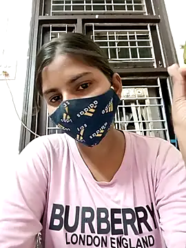 heena-3678 online show from September 13, 2025, 2:06 pm