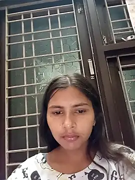 Snapshot of heena-3678 chatting on May 13, 2026, 2:03 pm heena-3678 online show from May 13, 2026, 2:03 pm