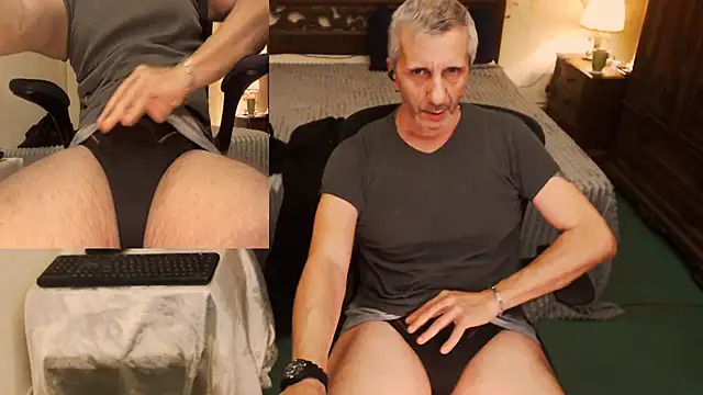 Snapshot of maxdaddy690 chatting on September 19, 2025, 9:15 pm maxdaddy690 online show from September 19, 2025, 9:15 pm