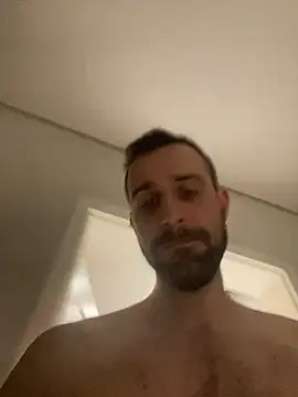 gryzoon online show from December 1, 2025, 2:05 am