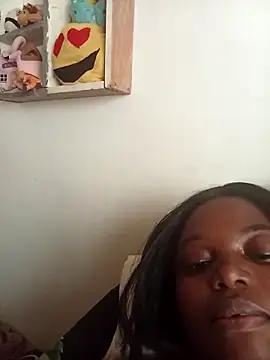 Snapshot of lakarinati chatting on March 19, 2025, 1:40 pm lakarinati online show from March 19, 2025, 1:40 pm