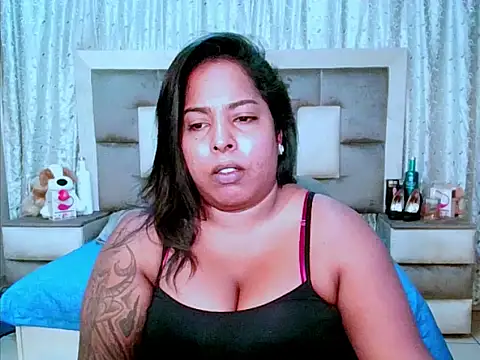 indiantopaz694u online show from March 10, 2025, 4:49 am