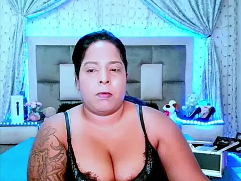 indiantopaz694u online show from September 11, 2025, 4:23 am