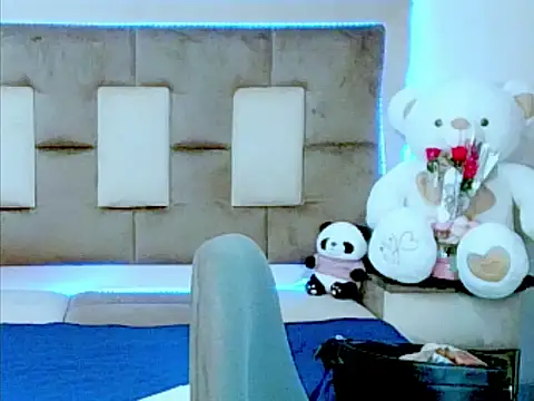 indiantopaz694u online show from February 19, 2026, 5:36 am